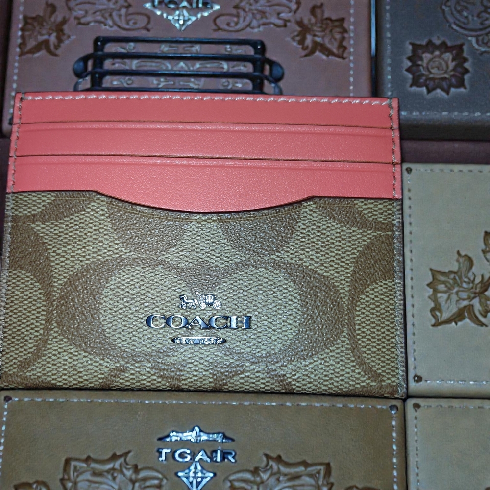 NWOT Coach Brown and Coral Card Holder - Picture 4 of 4